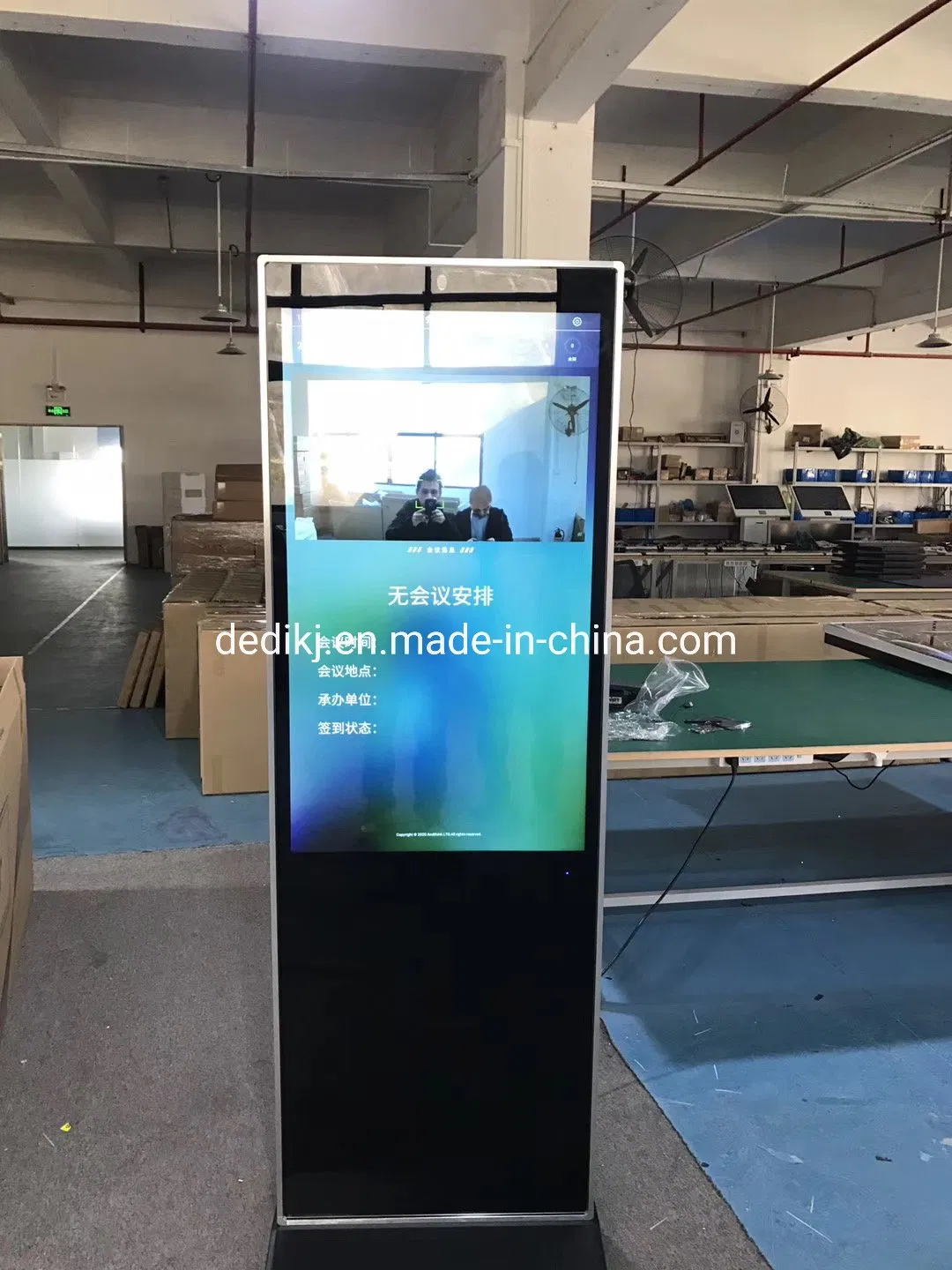 Wholesale Price Indoor 49'' Floor Standing Digital Signage Touchscreen LCD Displays