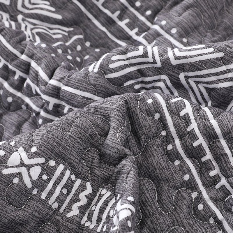 New Design Novel Printing Pattern Microfiber Bedspread for Home