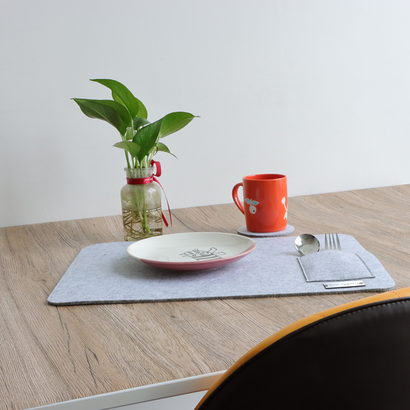 Wholesale Custom Non-Slip Felt Placemat Waterproof Washable Table Mats for Dining Customize Table Mat and Coaster