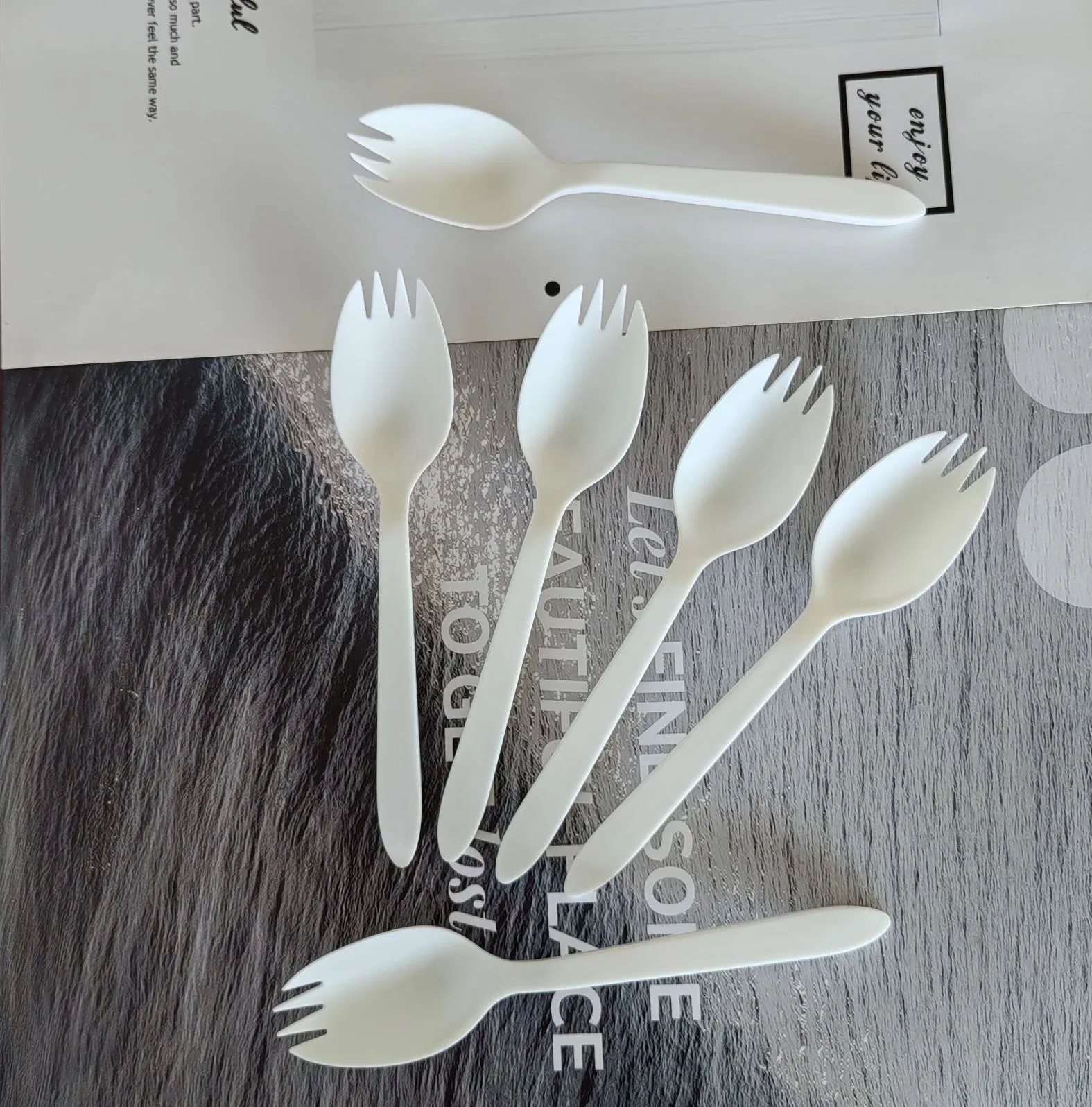 Eco Friendly Disposable PLA Utensils 100% Compostable Cutlery Forks Spoons in One