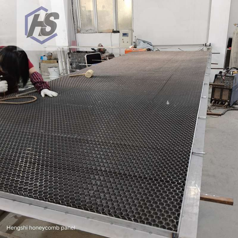 Hengshi Steel Honeycomb Table Laser Bed