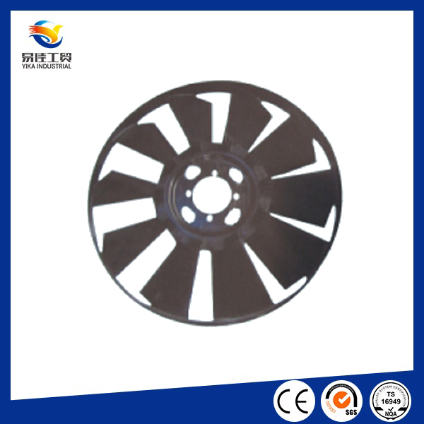 Пластиковая крыльчатка вентилятора охлаждения двигателя Mercedes-Benz