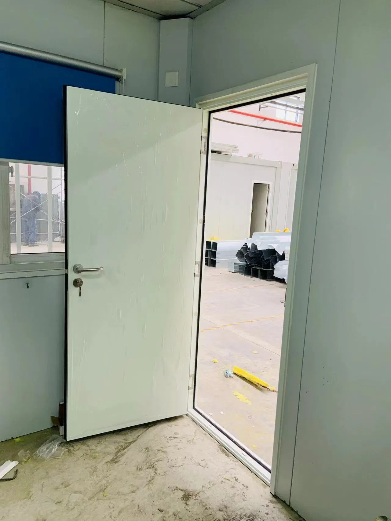 Предварительно собранная дверь с уплотнением CHAM-TD06