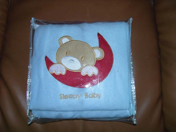 100%Polyester Polar Fleece Coral Fleece Promotional Embroidery Blanket