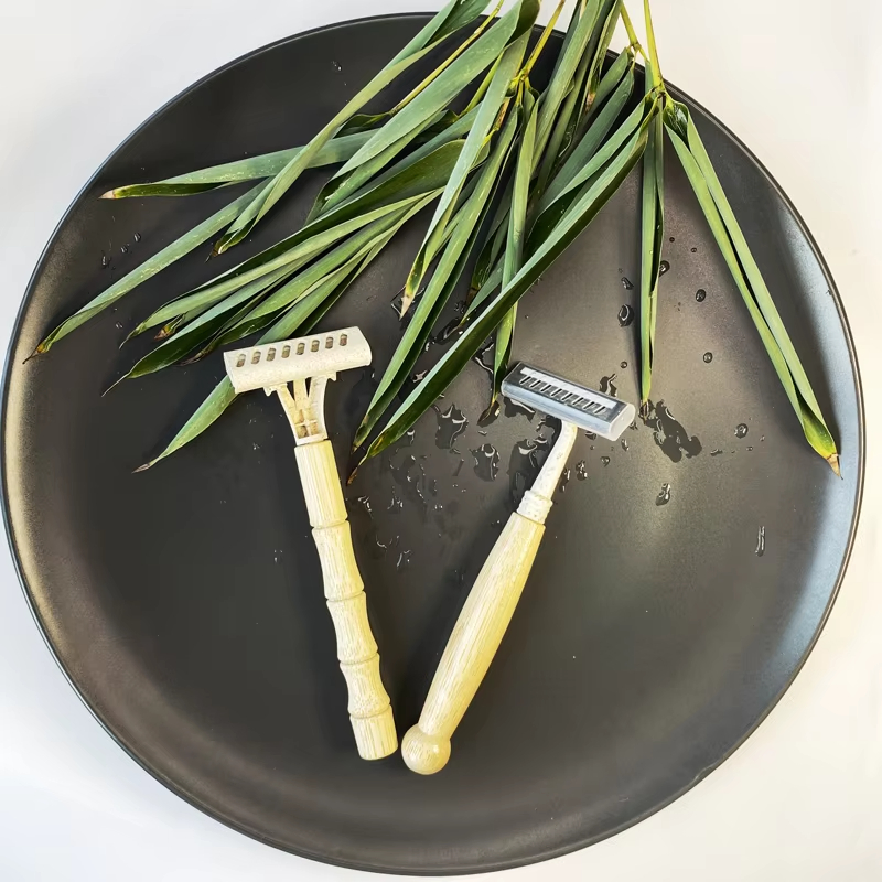 Premium Bamboo Hanheld Safety Razor with 3 Blades - Custom Logo, Wooden Handle for Men, Disposable & Hotel Use