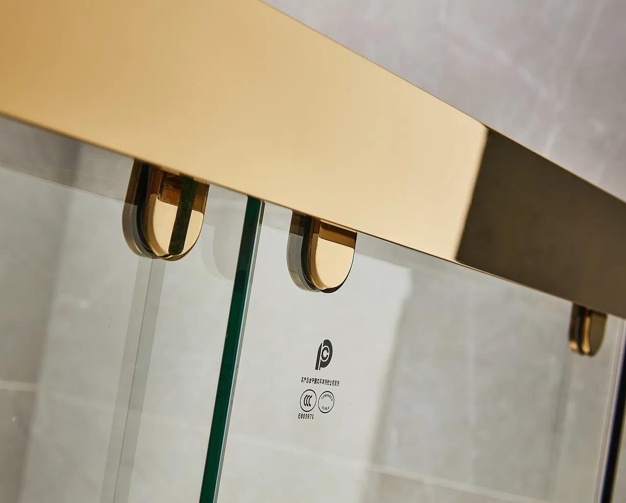 New Design Stainless Steel Golden Framed Tempered Glass Sliding Door Shower Enclosure