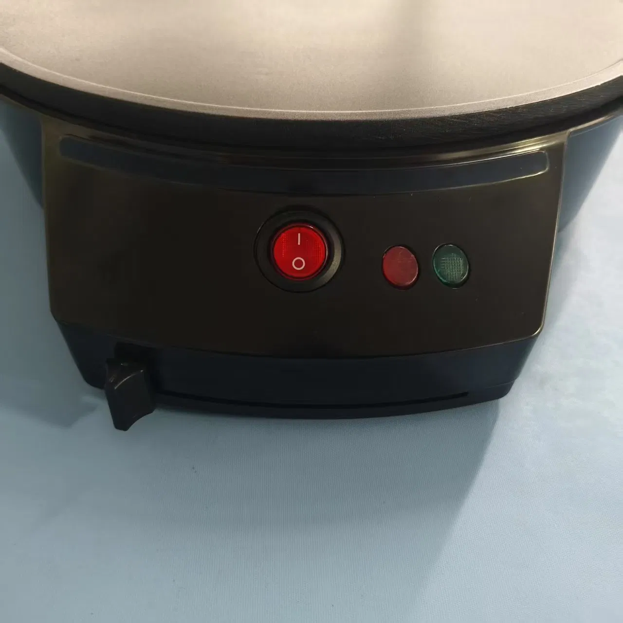 Electric Crepe Maker with Auto Shut-off and Temperature Control for Perfect Crepes