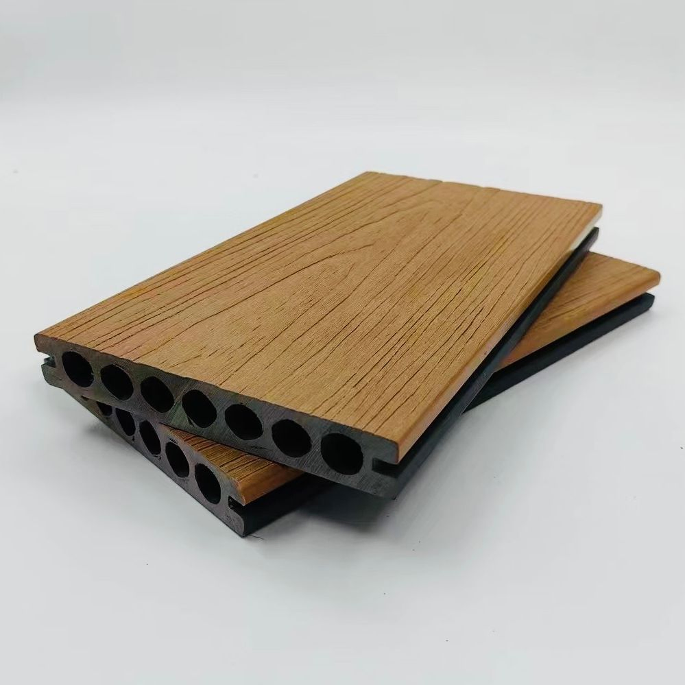 Outdoor Wear Resistance PVC/WPC Wood Plastic Composite Decking Board ODM