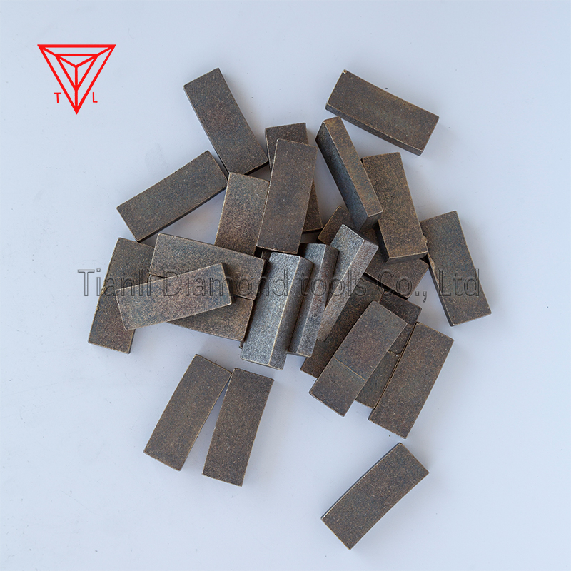 China Factory Direct Sell Diamond Saw Blade Segments Cutting Tools for Granite