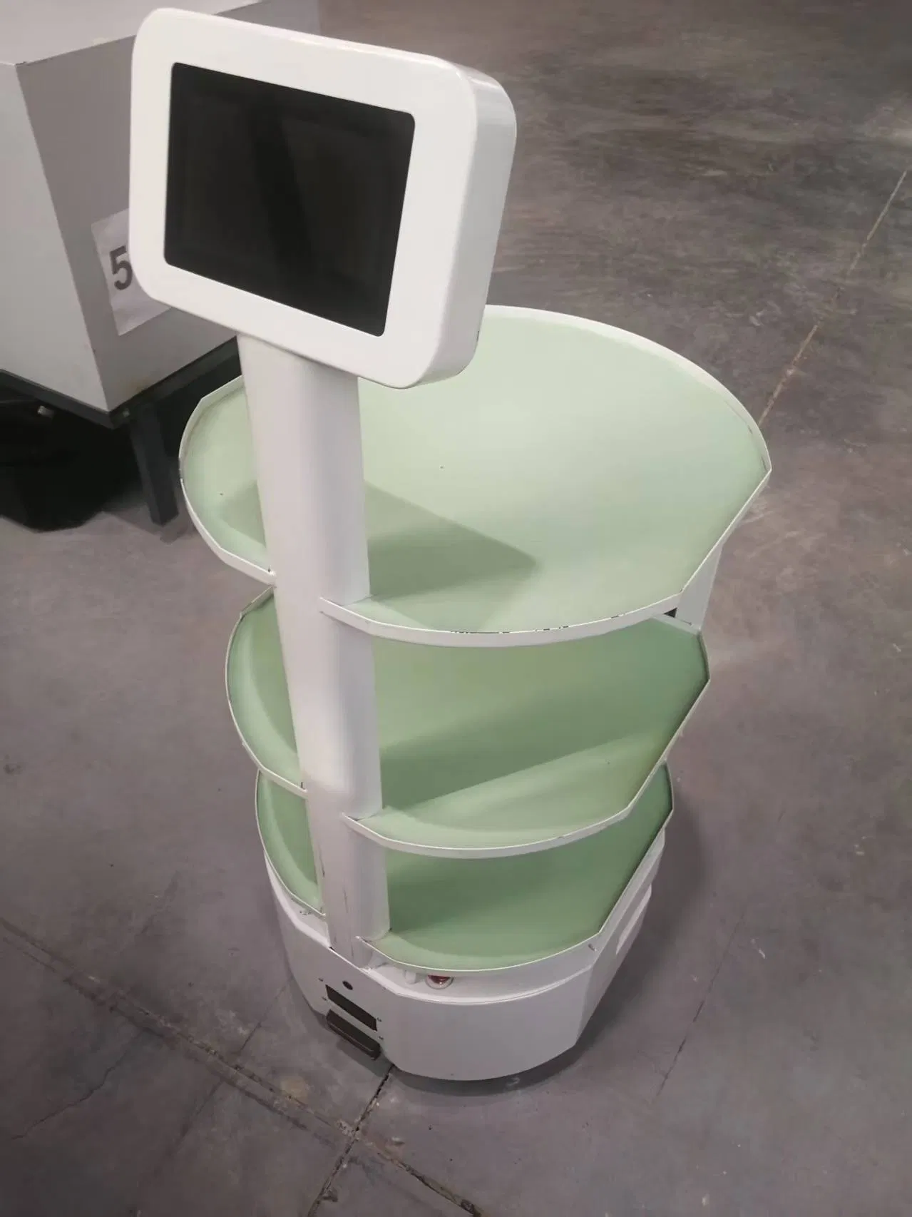 Smart Food Delivery Robots by Chuangwang: Quick & Fresh Meals