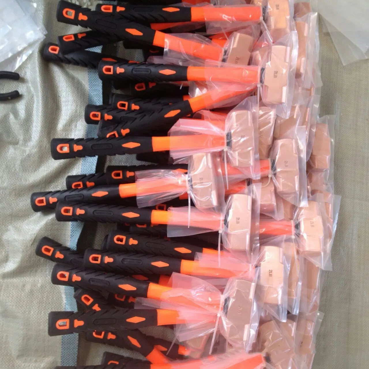 Home Drop Forged Steel Claw Sledge Brass Hammer in China