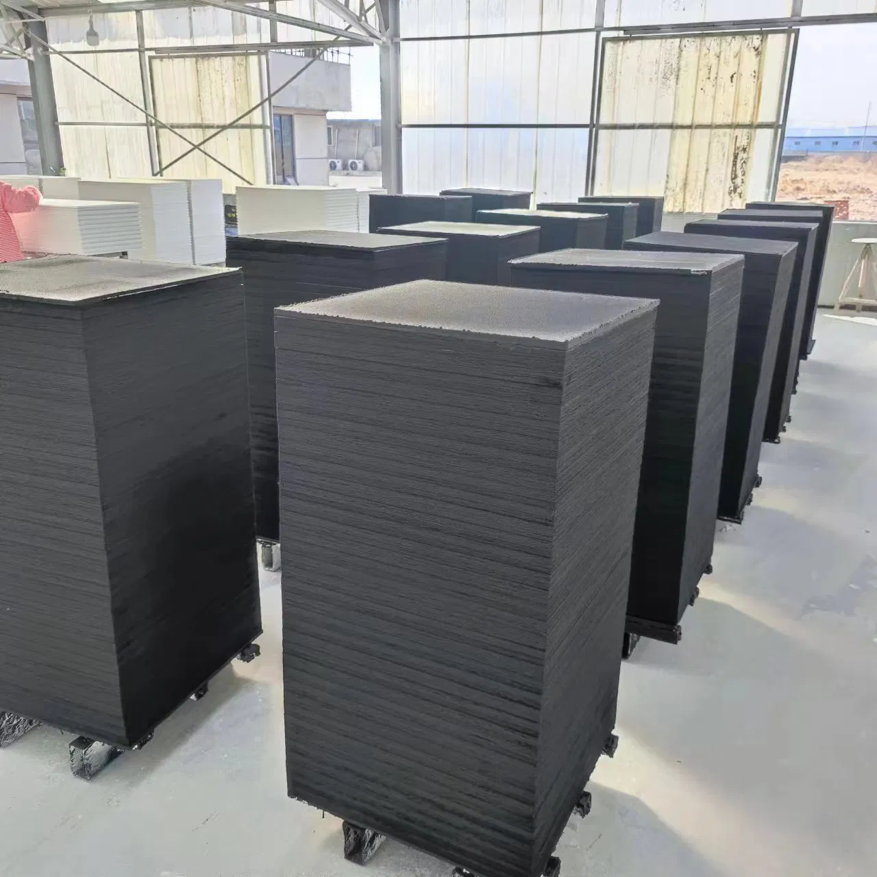 Acoustic Soundproofing Fiberglass Rock Wool Panels Black Ceiling Tiles for Theaters