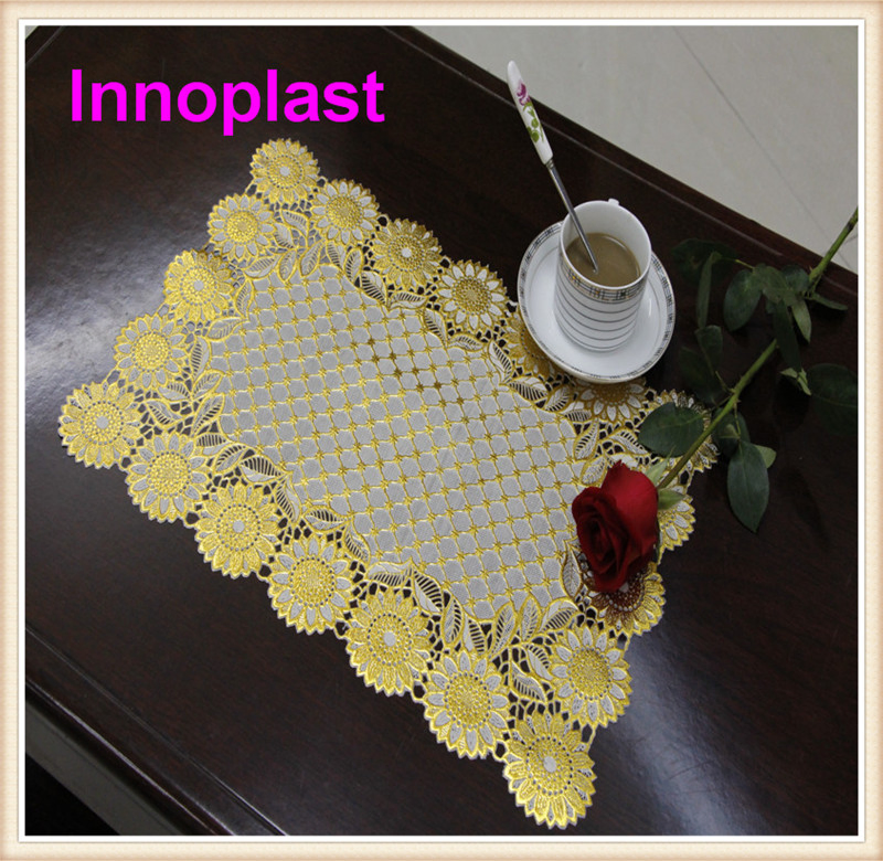 PVC Gold Silver Lace Placemat