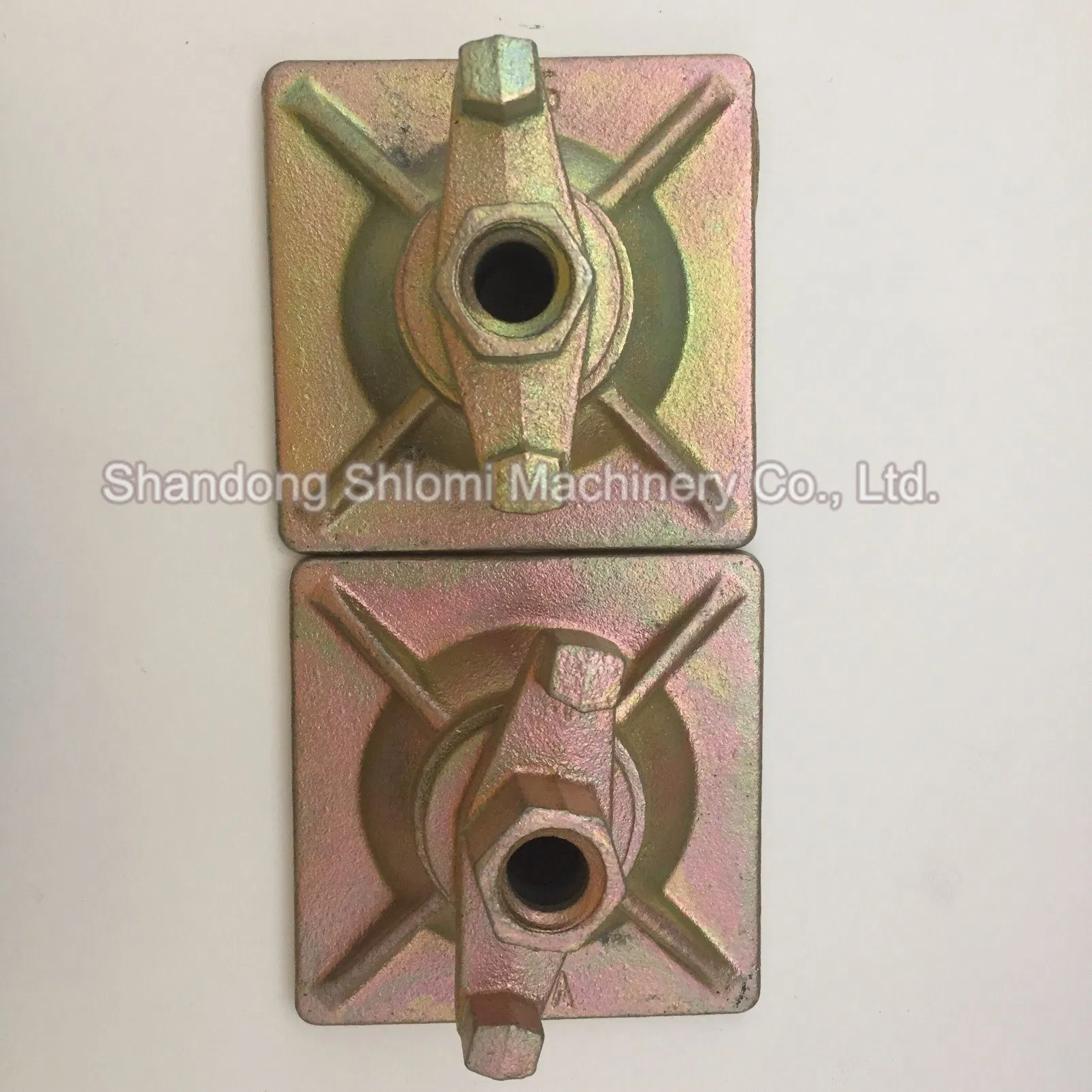 Гайка крыльчатая для опалубки с оцинковкой