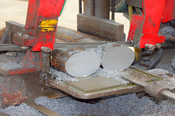 Ленточная пила по металлу автоматическая горизонтальная