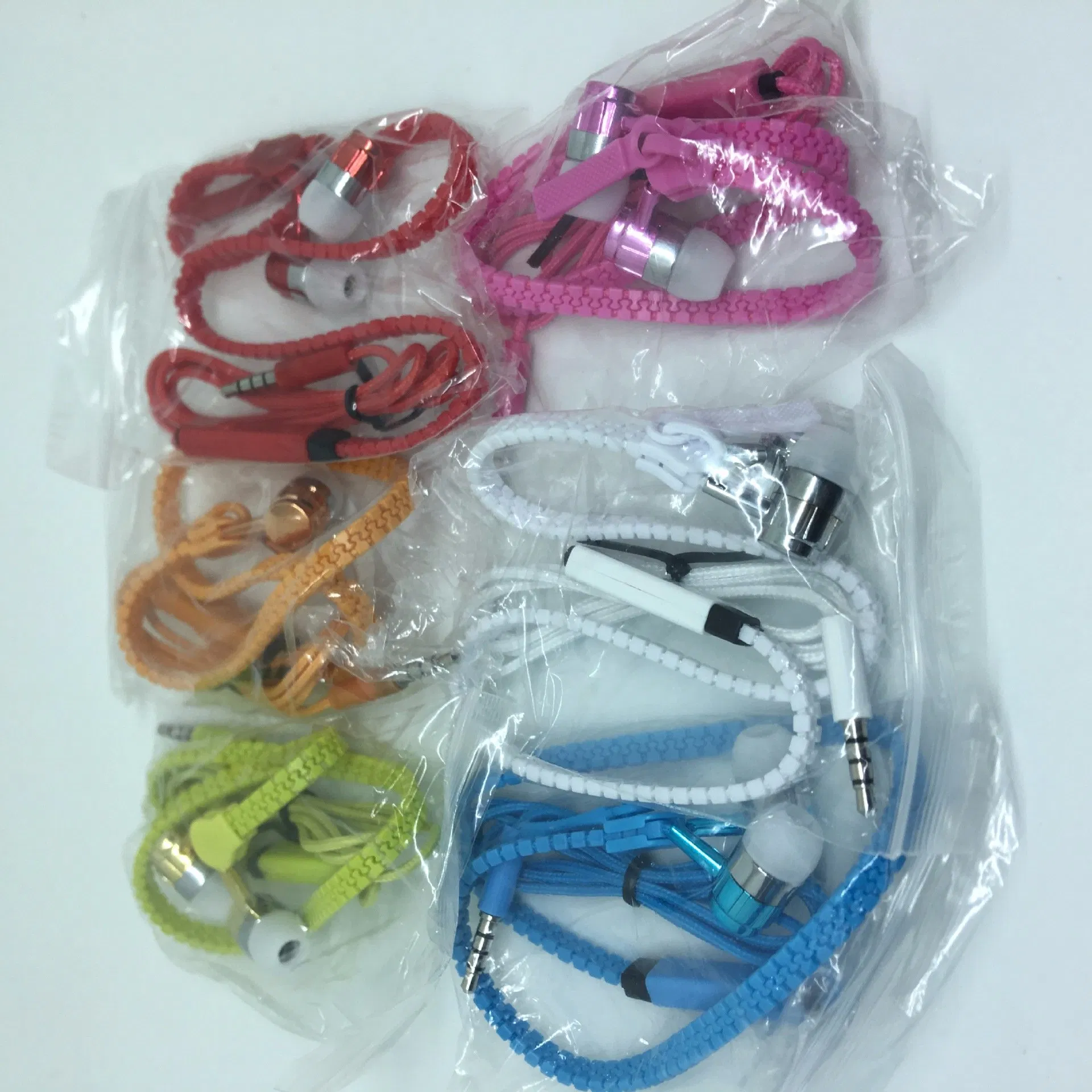 Onsale Metal Material Cheap Price Zipper Headset Earphone for Mobile
