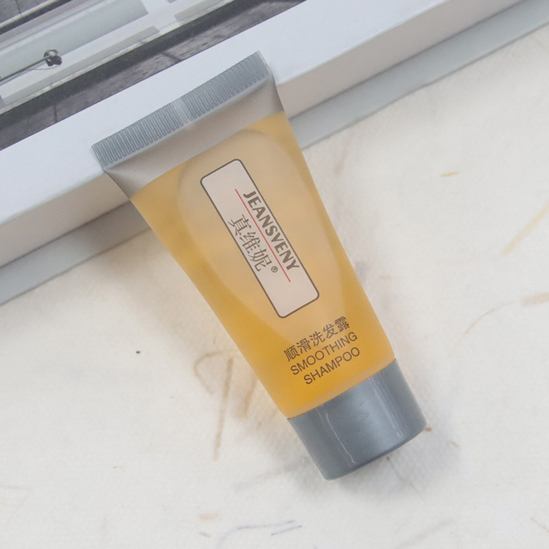 Luxury 5-Star Hotel Shampoo - Custom Branded Packaging, Paraben-Free & Gentle Cleansing (Bulk Order)
