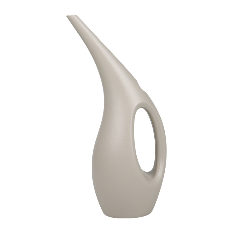 Minimalist Style Plastic Watering Can Horticulture Water Can for Planter Pot Home Decor 2.5 Gallon Water Pot (SH-1002)