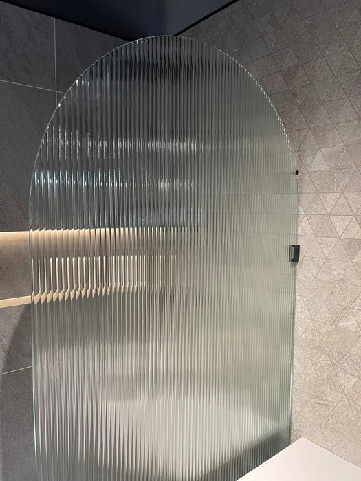 Decorative Ultra-Clear Stained Ribbed Patterned Figured Textured Glass Fluted Glass Sheet for Shower Screens