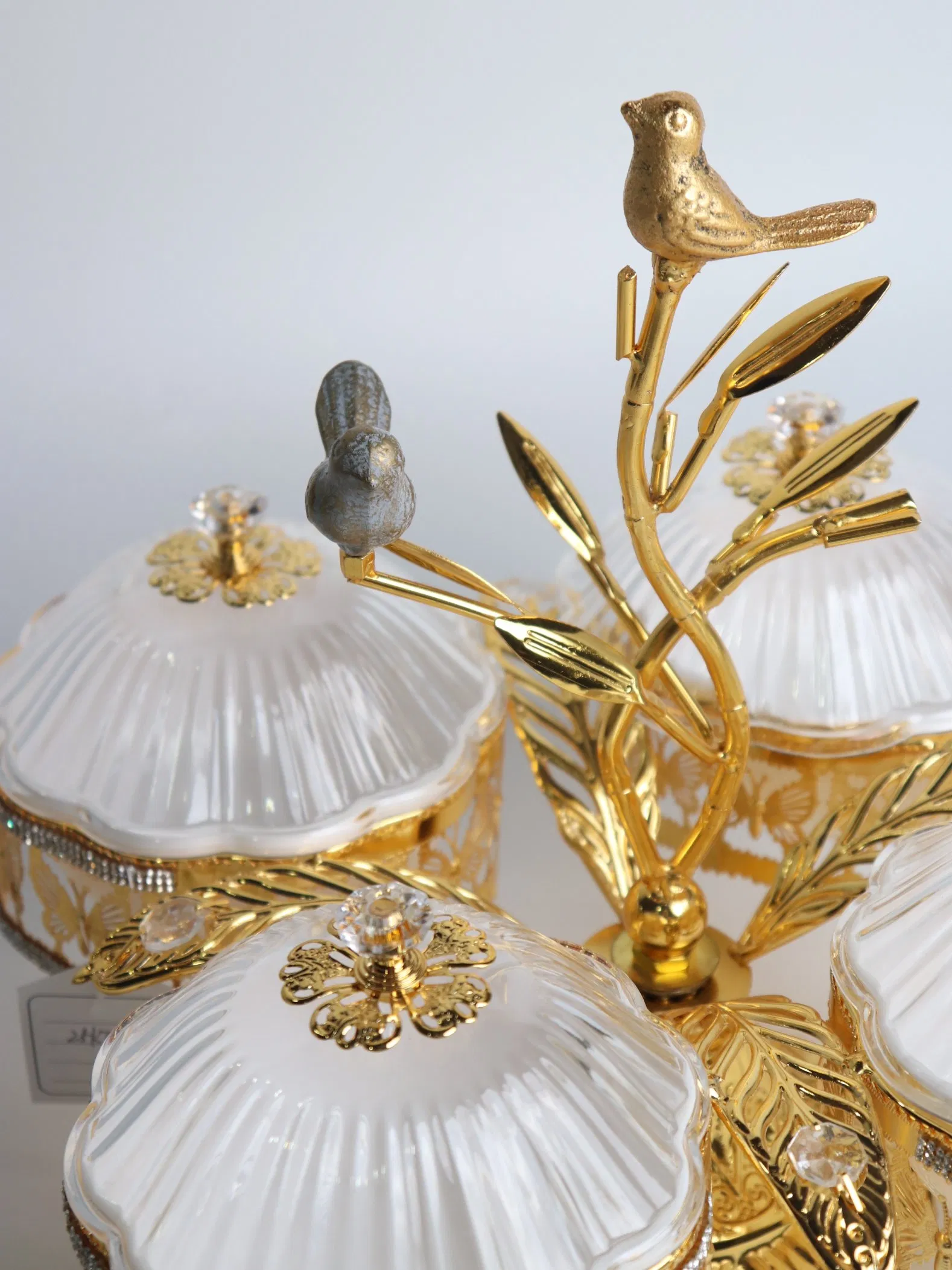Home Ornament Gold-Plated Iron Frame with 4 Rectangle Plastic Bowl Sets