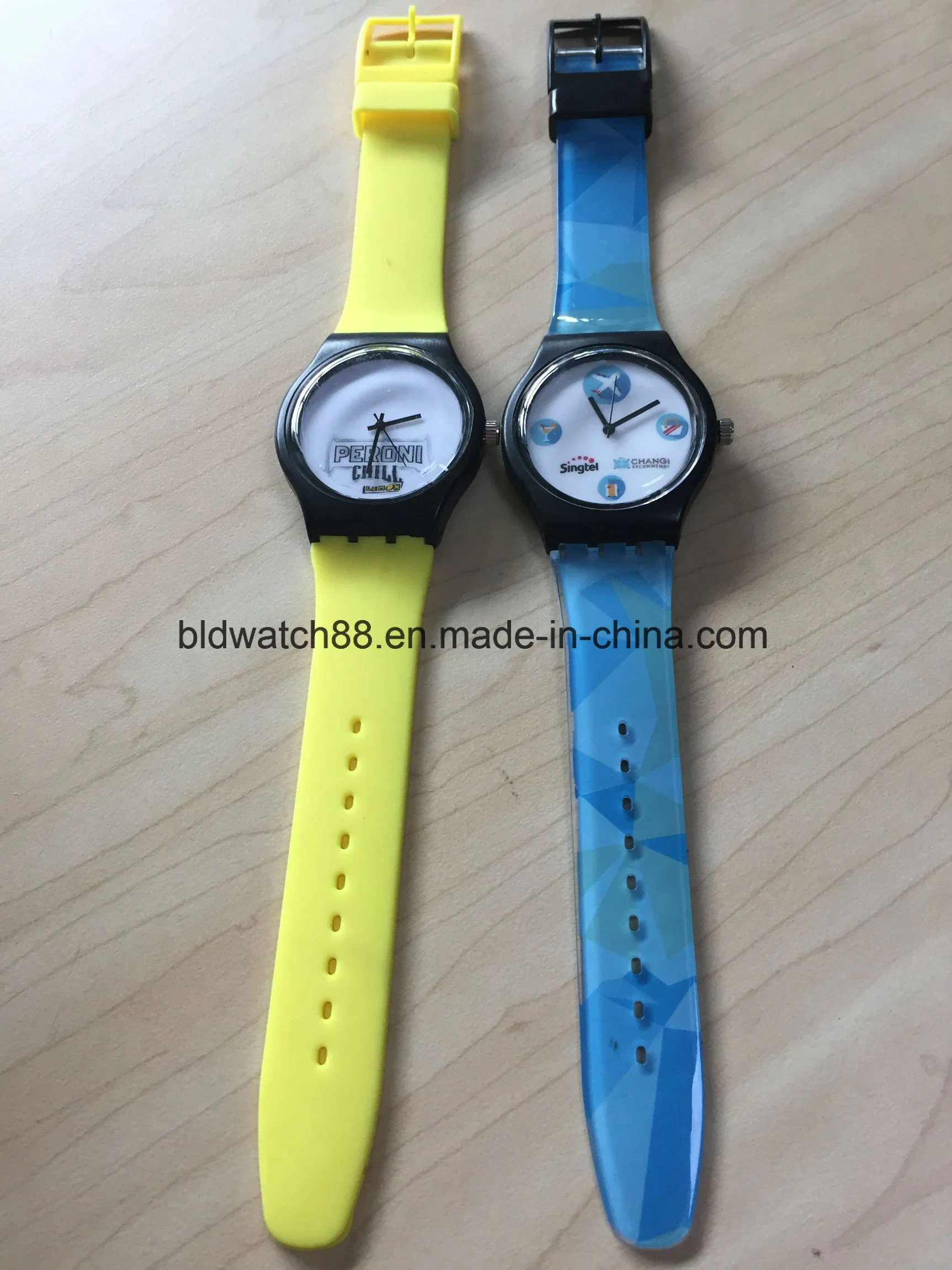 Cheap Plastic Promotion Gift Watch with Custom Logo