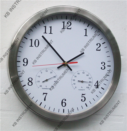 12" Metal Outdoor Clock with Thermometer and Hygrometer