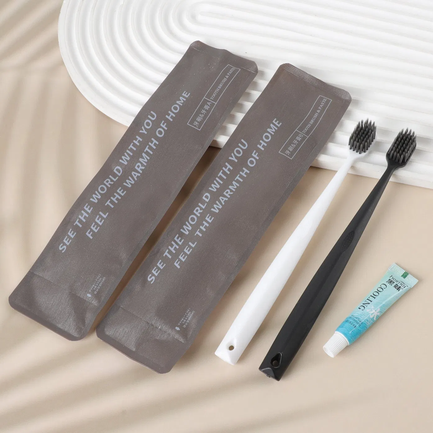 Grey Custom Design Luxury Disposable High Quality Hotel Amenities for Wholesale