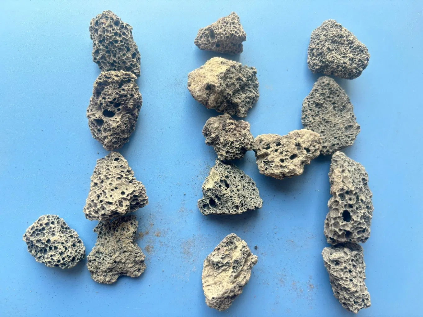 Wholesale High Quality Light Weight Porous Grill Volcanic Stone