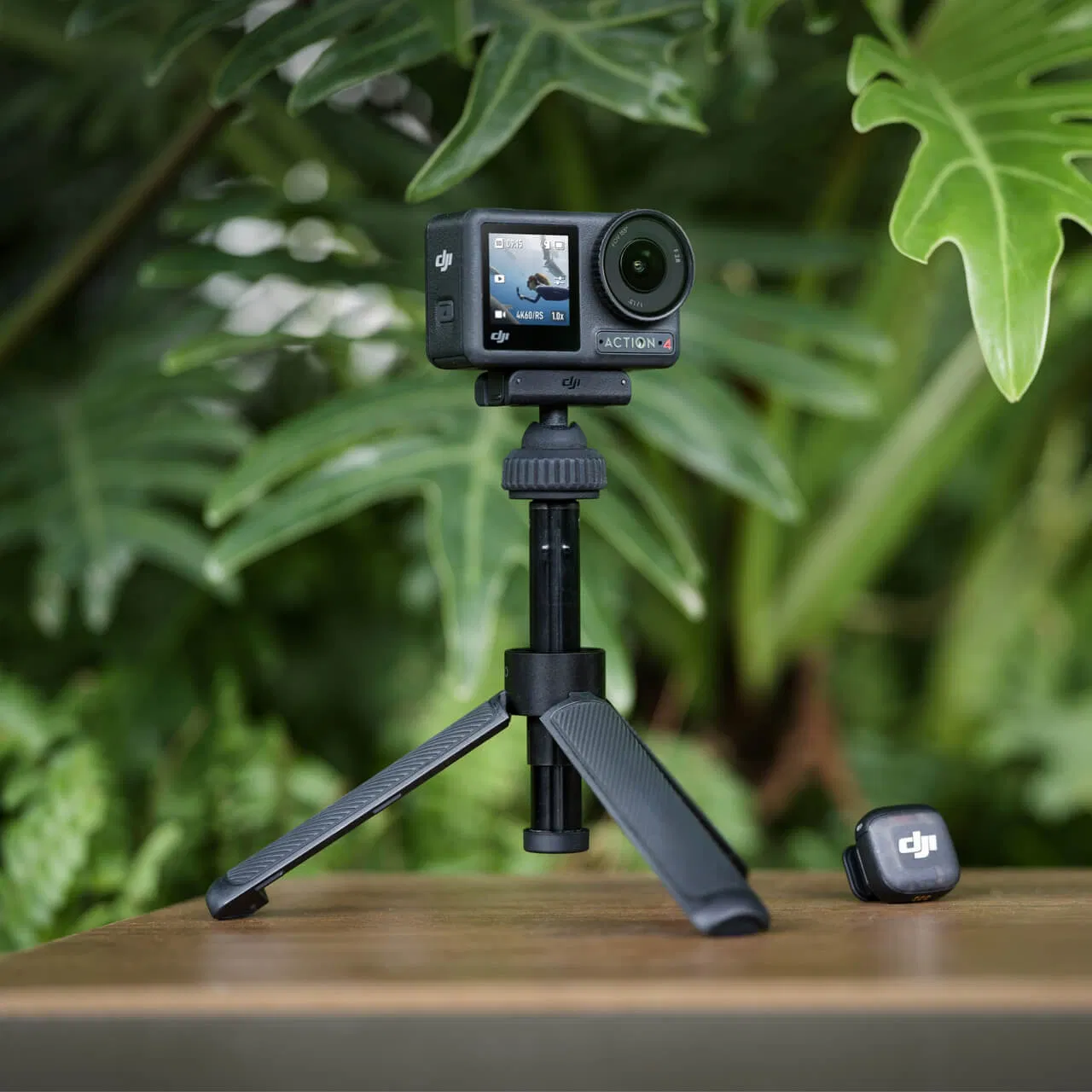 Экшн-камера DJI Osmo Action 4 с микрофоном
