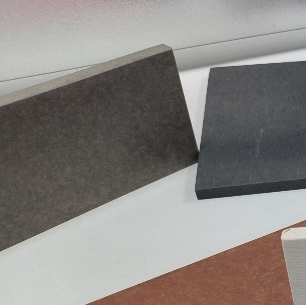 Pre-Finished Weather Resistant Colored Fiber Cement Siding for Exterior Wall Cladding.