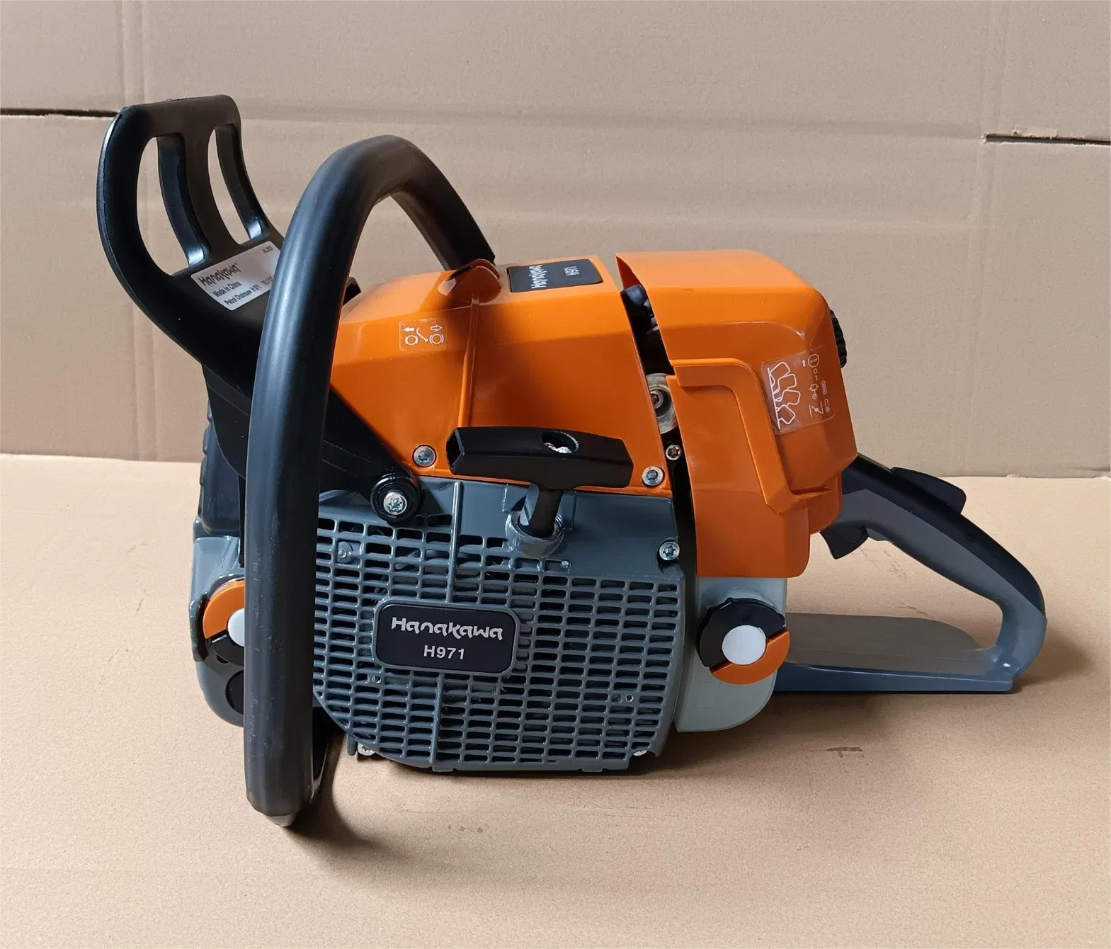 Hanakawa H971 (440) Hot Selling Chainsaw 70.7 Cc Professional Petrol Chainsaw with 2 Stroke Air-Cooled Gasoline Engine for Wood Cutting