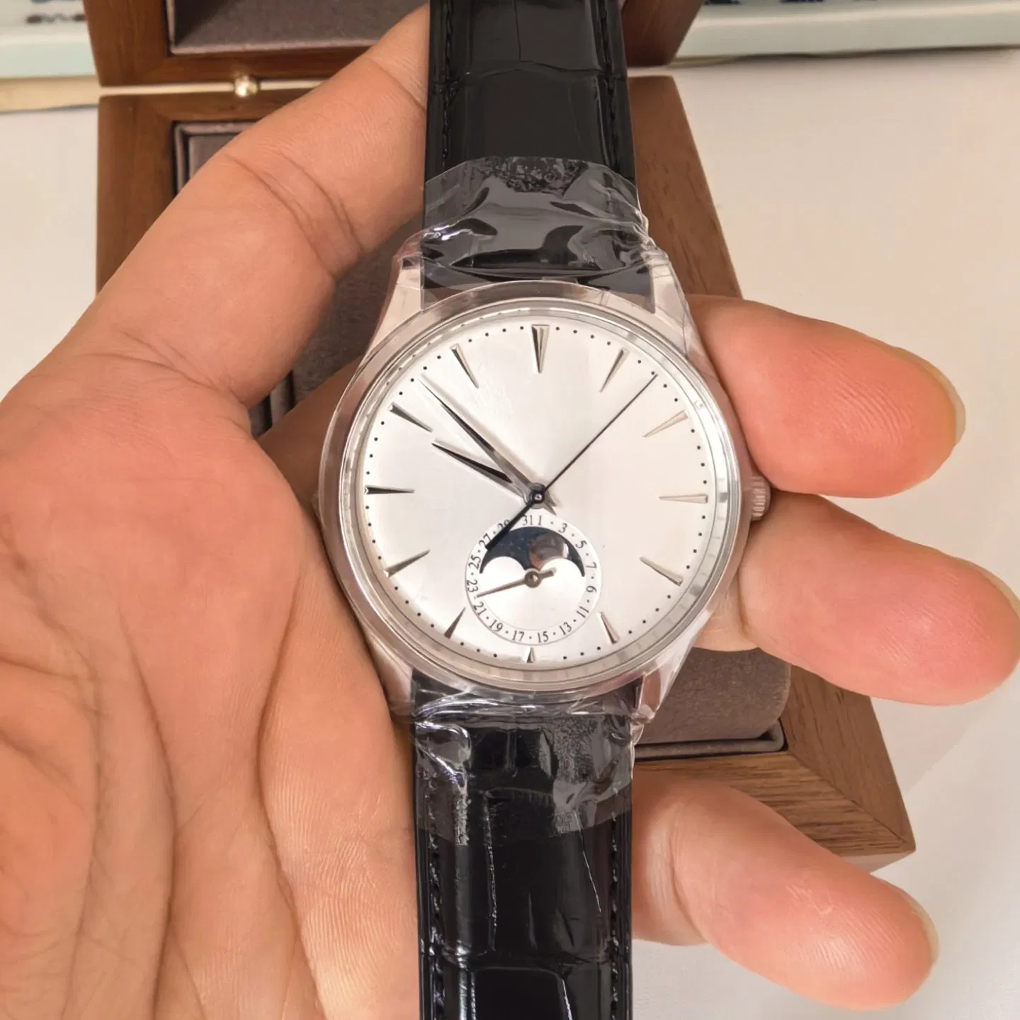 2026 Superclone Gift Watch Men's Leather Strap Watch 40mm Automatic Mechanical Women Wrist Watch