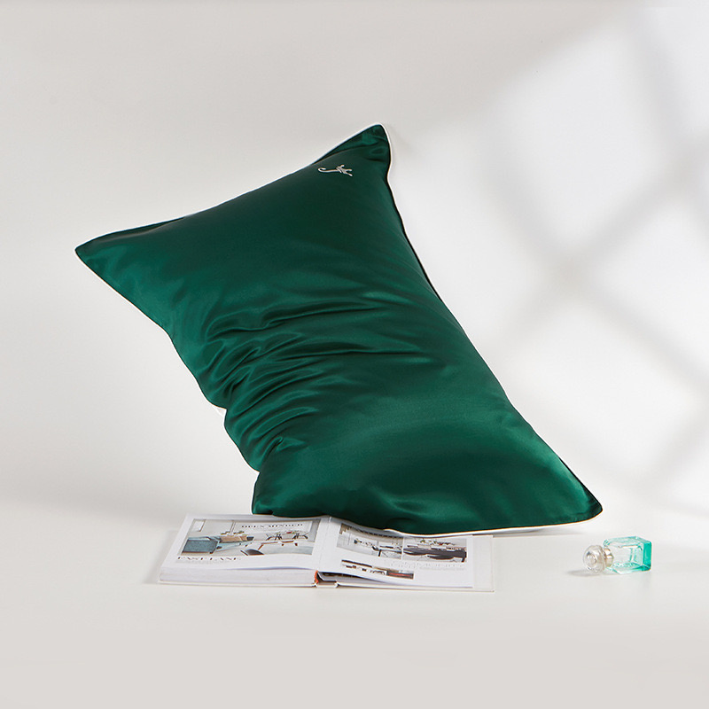Luxury Pure Mulberry Silk Pillow Cover 19/20/22mm Envelope Pillow Cases Custom Size Logo Bedding Home Textile Red Christmas Pillowcase