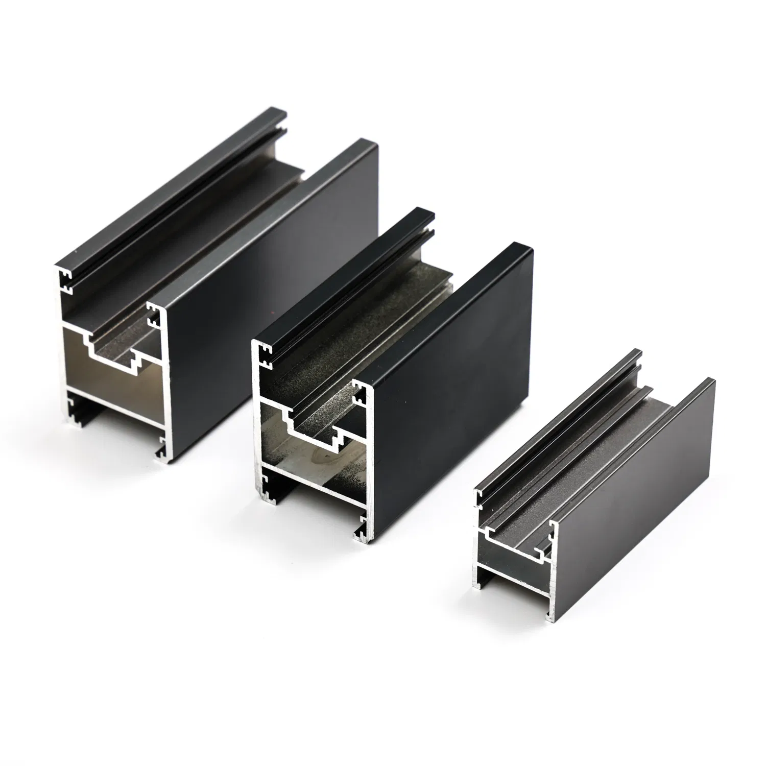 Customized Powder Coated Wood Grain Aluminium Extrusion Profiles for Windows and Doors
