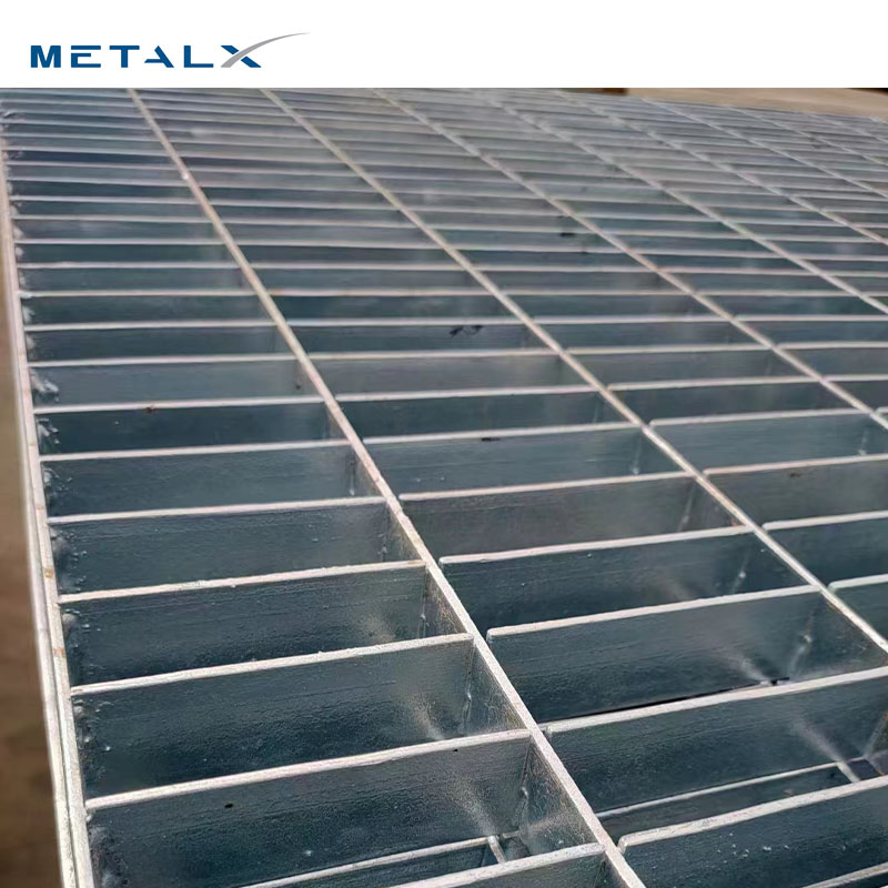 Competitive Price Manufacturer Steel Grating Floor Grate Galvanized Drain Grating for Platform Walkway
