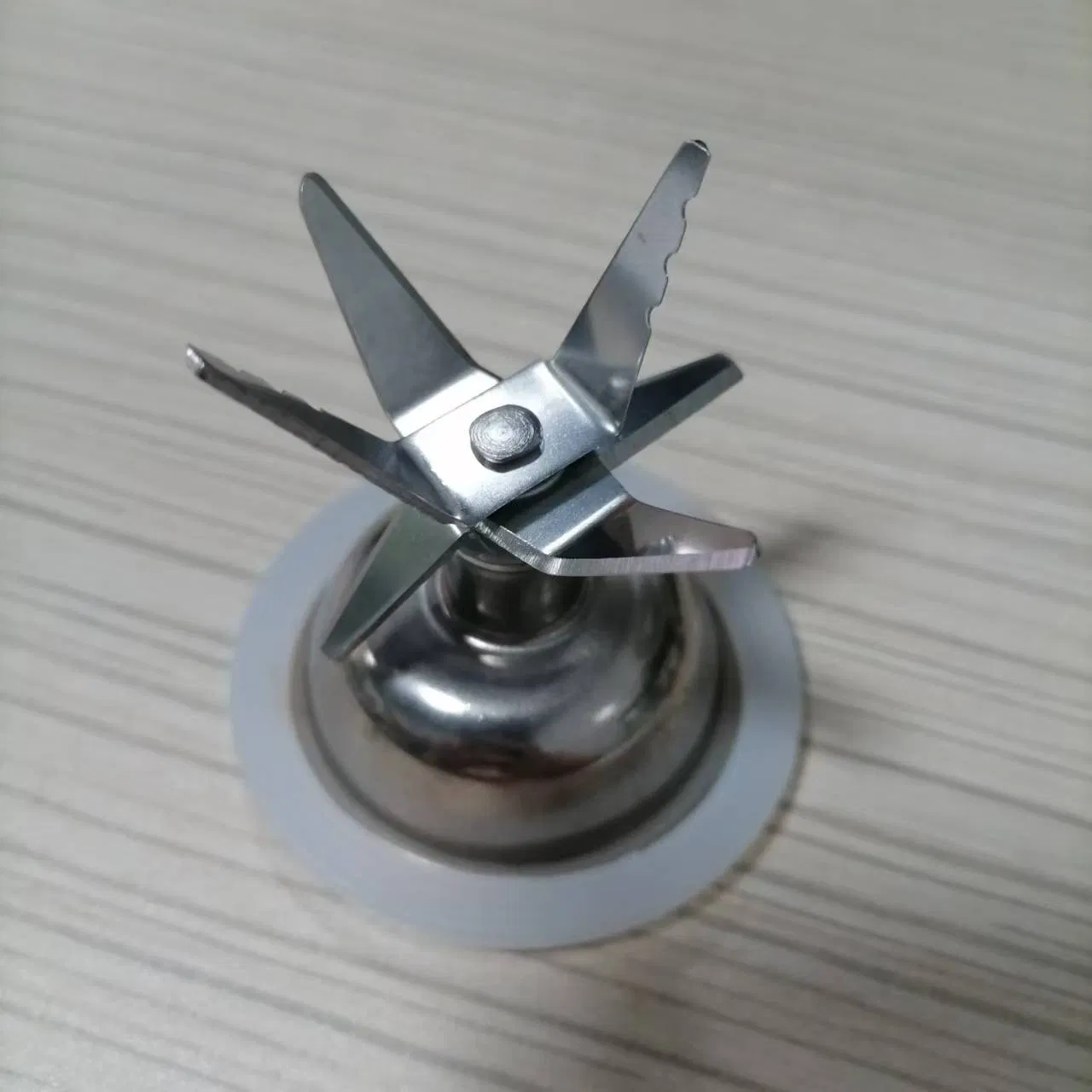 Y66 Stainless Steel 6 Leaves Blade Rubber Gear Blender Accessories
