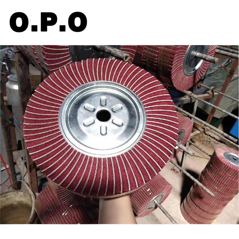 Нетканый полировальный круг с абразивной тканью