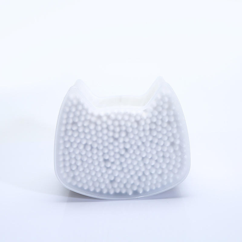300 Disposable Cleaning Cotton Swabs Packed in a Cartoon Cat-Themed Box.