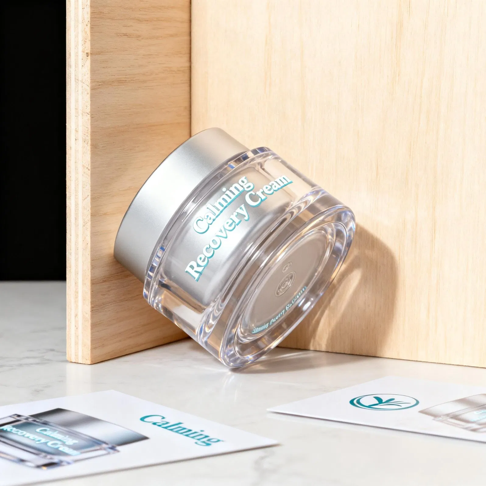 Acne-Fighting Brightening Face Cream with Houttuynia Cordata Extract and Rehmannia Chinensis Root Extract for Sensitive Skin and Custom Formula Manufacturing