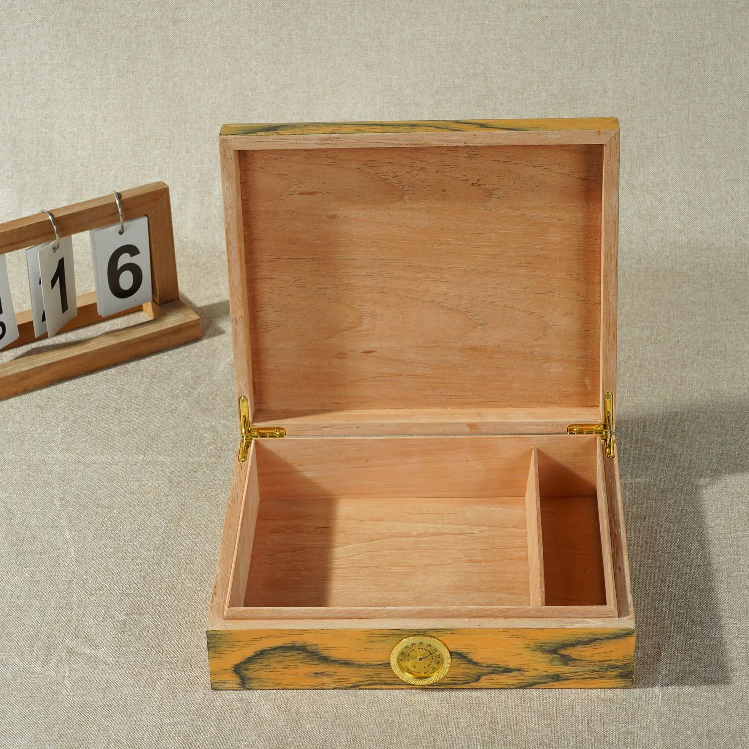 Wholesale Custom Matt Spanish Cedar Luxury Storage Packaging Wood Cigar Humidor Box