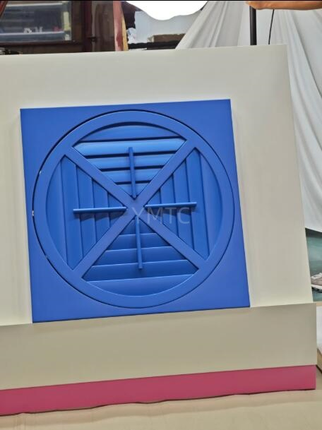 Factory Custom Painted Horizontal Louver Wood PVC Window Shutter Home Interior Partition Wood Plantaton Shutter