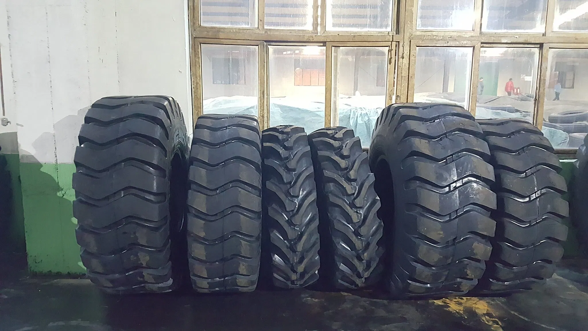20.5/70-16 Off-Road Tyre