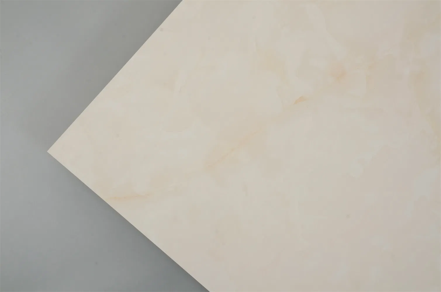 Плитка керамическая 600x600 мм глянцевая International Collection