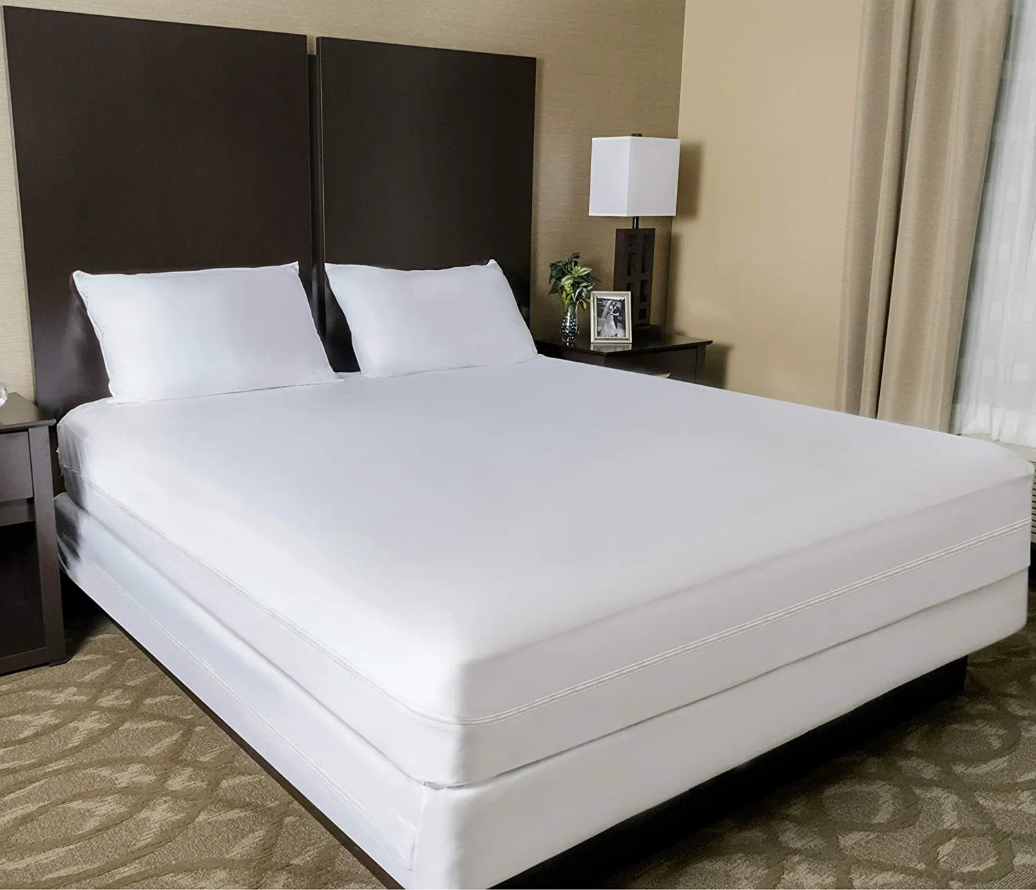 Hot Sale Quilted Microfiber Mattress Protector