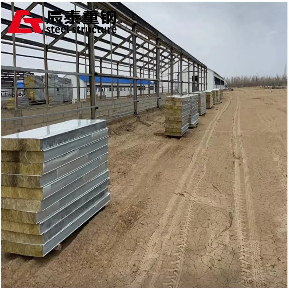 Factory Prefabricated High-Efficiency Installation of Large-Span Galvanized H-Shaped Steel Structure Metal Frame Farm Buildings.