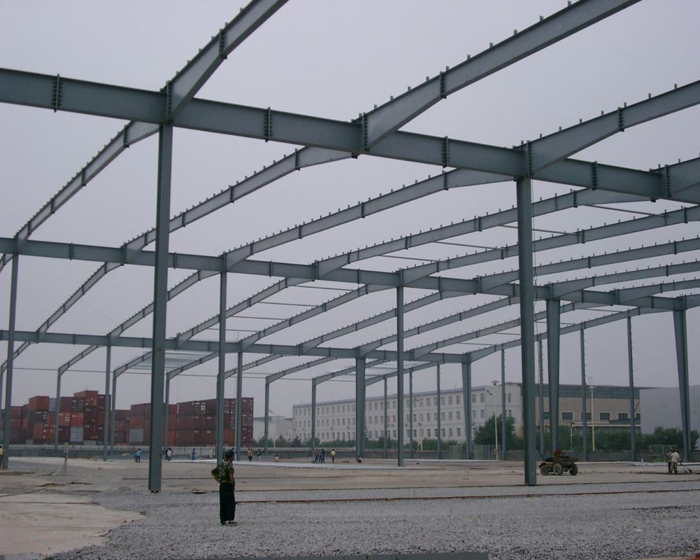 Prefabricated Metal Industrial Light Structural Customized Building Steel Farm Shed