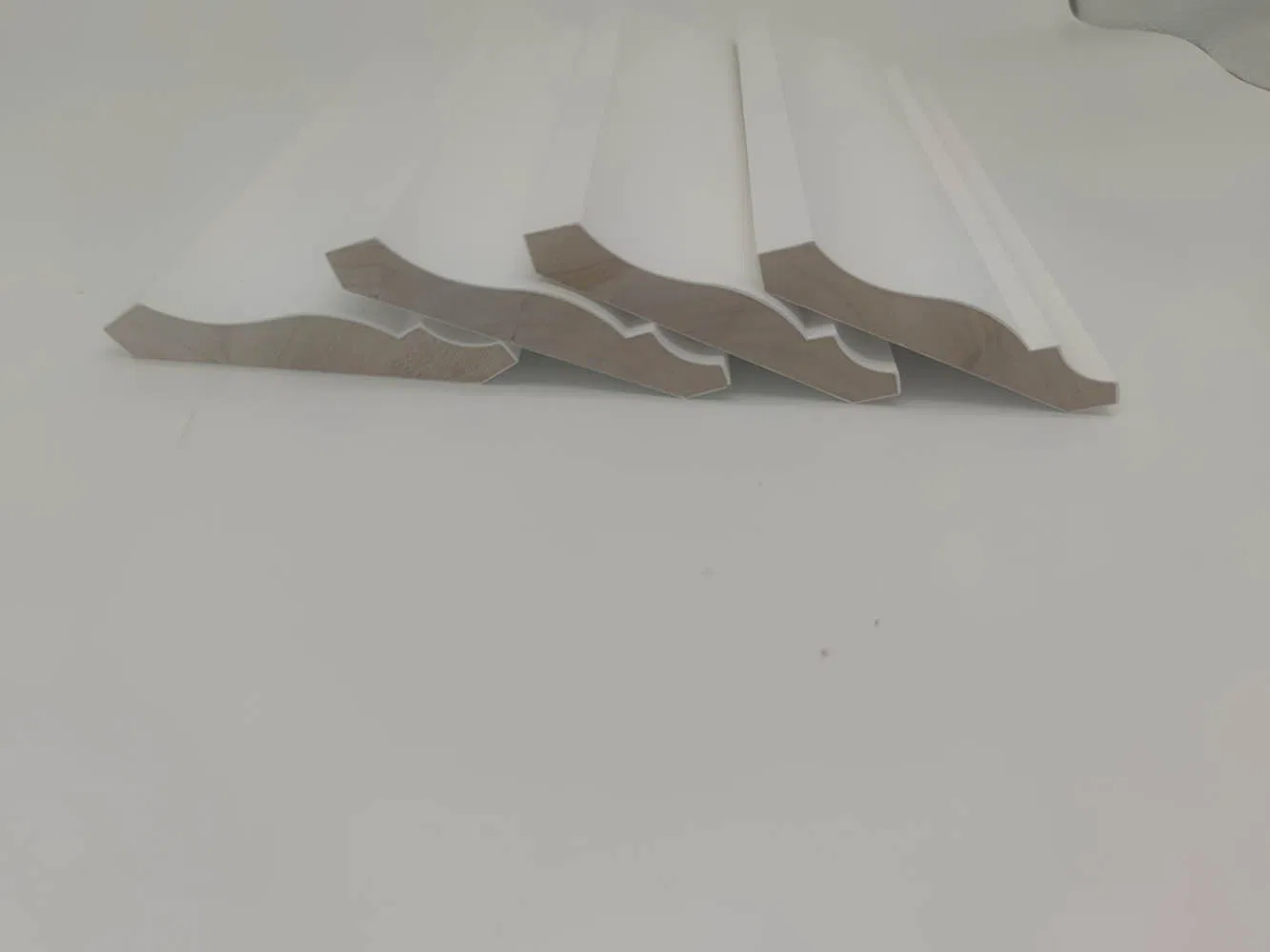 Pine Wood Skirting Baseboard Moulding