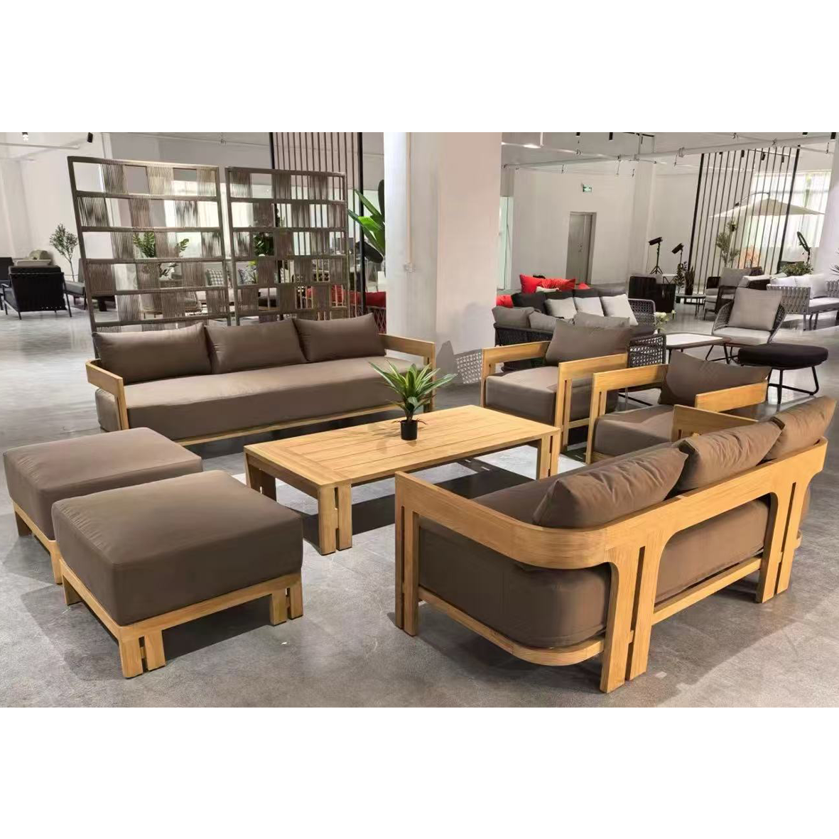 Диван садовый массив тика с подушками патио