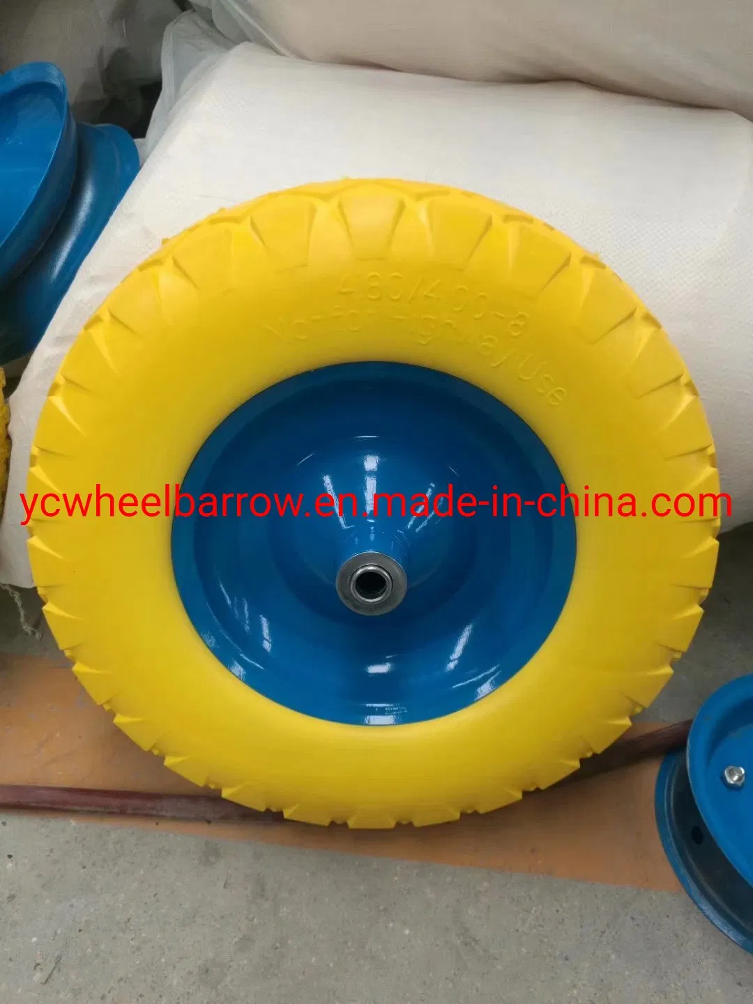 Top Quality 400-8 PU Foam Wheelbarrow Trolley Wheel to Poland Market