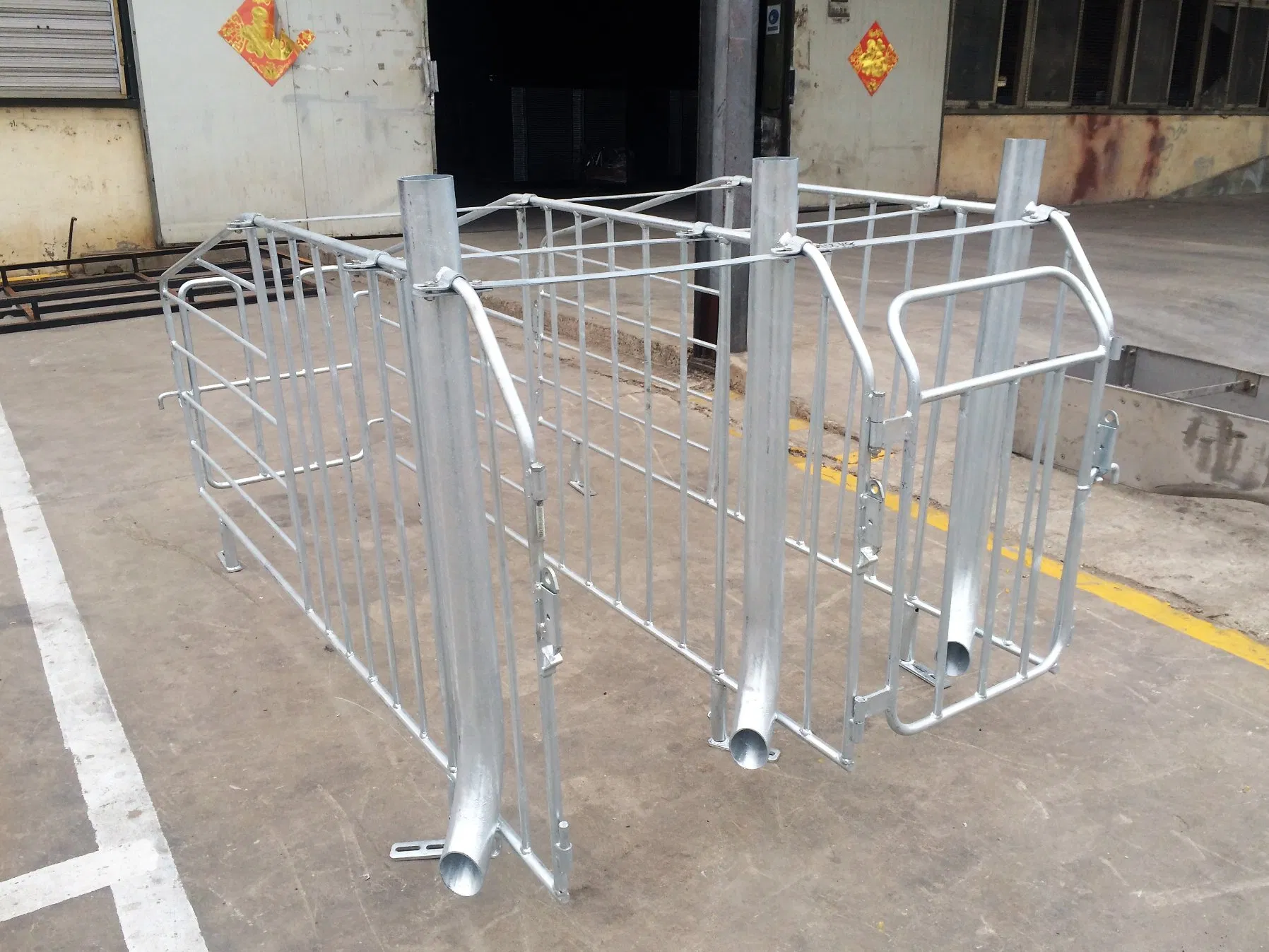 Agricultural Livestock Poultry Farm Equipment Iron Farm Fence Limited Crates